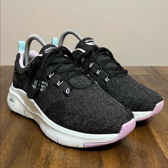 Sketchers Arch Fit Air Cooled Comfy Wave Womens Size 8.5 Black Lavender - Picture 2 of 14